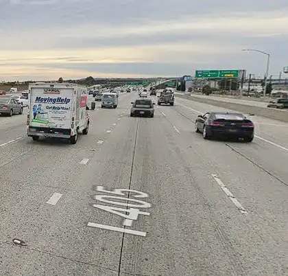 [03-03-2025] Dos Heridos Después De Que Un Conductor Que Circulaba En Sentido Contrario Provocara Un Choque Frontal En La Autopista 405 Cerca De LAX