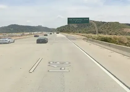 [03-05-2025] Un Semirremolque Se Incendia Tras Un Choque Múltiple En La I-15 Cerca De La Autopista 76