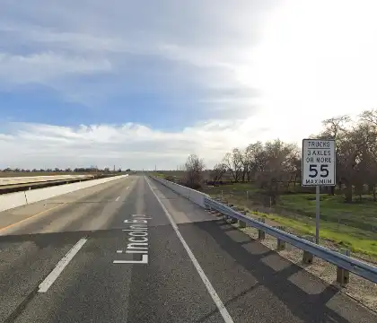 [03-06-2025] Se Solicitan Médicos Después De Un Choque De Camión En I-80 Cerca De La Carretera 65