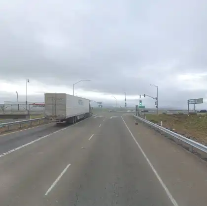 [03-10-2025] Posible Herido Menor Reportado Después De Choque De Dos Vehículos En I-205 Cerca De Mountain House Parkway En Tracy