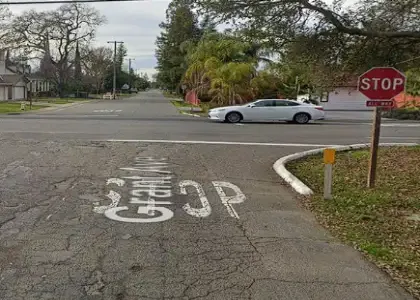 [03-11-2025] Posible Herido Menor Tras Choque De Dos Vehículos En Carmichael