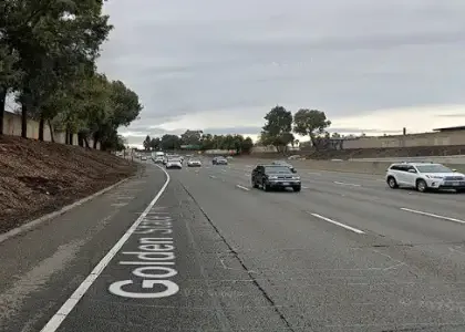 [03-14-2025] Posible Herido Menor Reportado Tras Choque De Dos Vehículos En La Autopista 99 Cerca De La Avenida 12 En South Oak Park