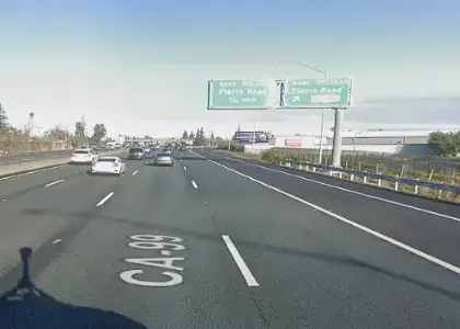 [03-14-2025] Un Hombre Hospitalizado Tras Un Choque De Dos Vehículos En La Rampa De Florin Road Hacia La Autopista 99 En Parkway