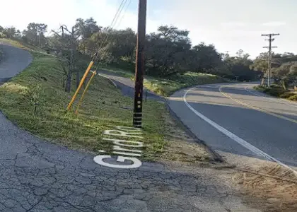 [03-15-2025] Una Persona Herida Tras Un Choque De Dos Vehículos En Gird Road