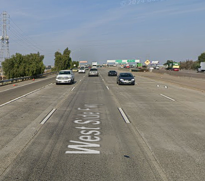 [03-21-2025] Camión Walmart Implicado En Un Choque Múltiple En La I-5 Cerca De La Autopista 4